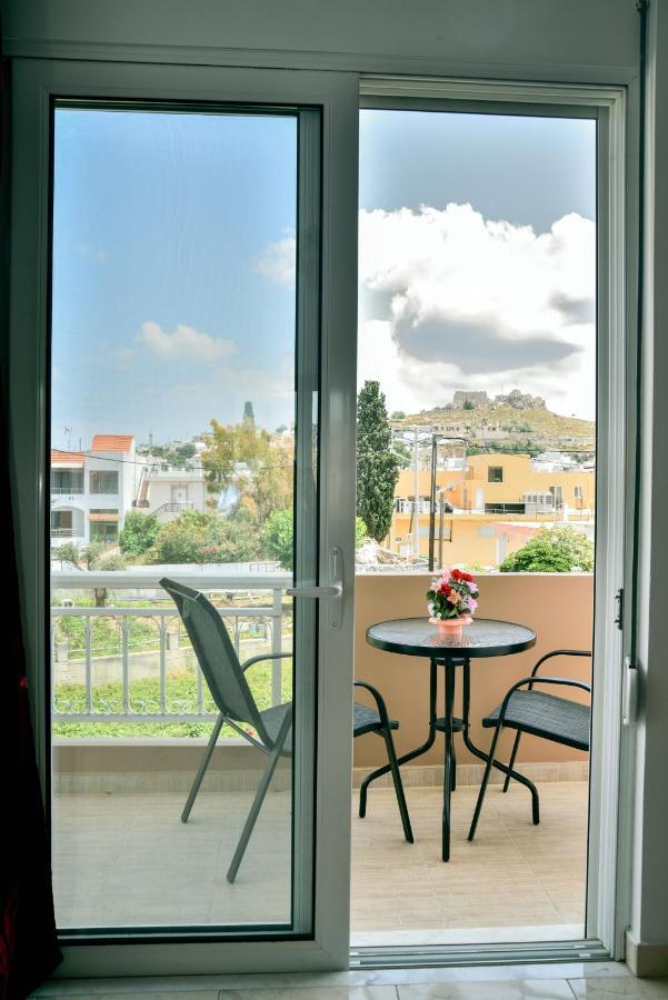 Antonios Apartments Archangelos  Exteriör bild