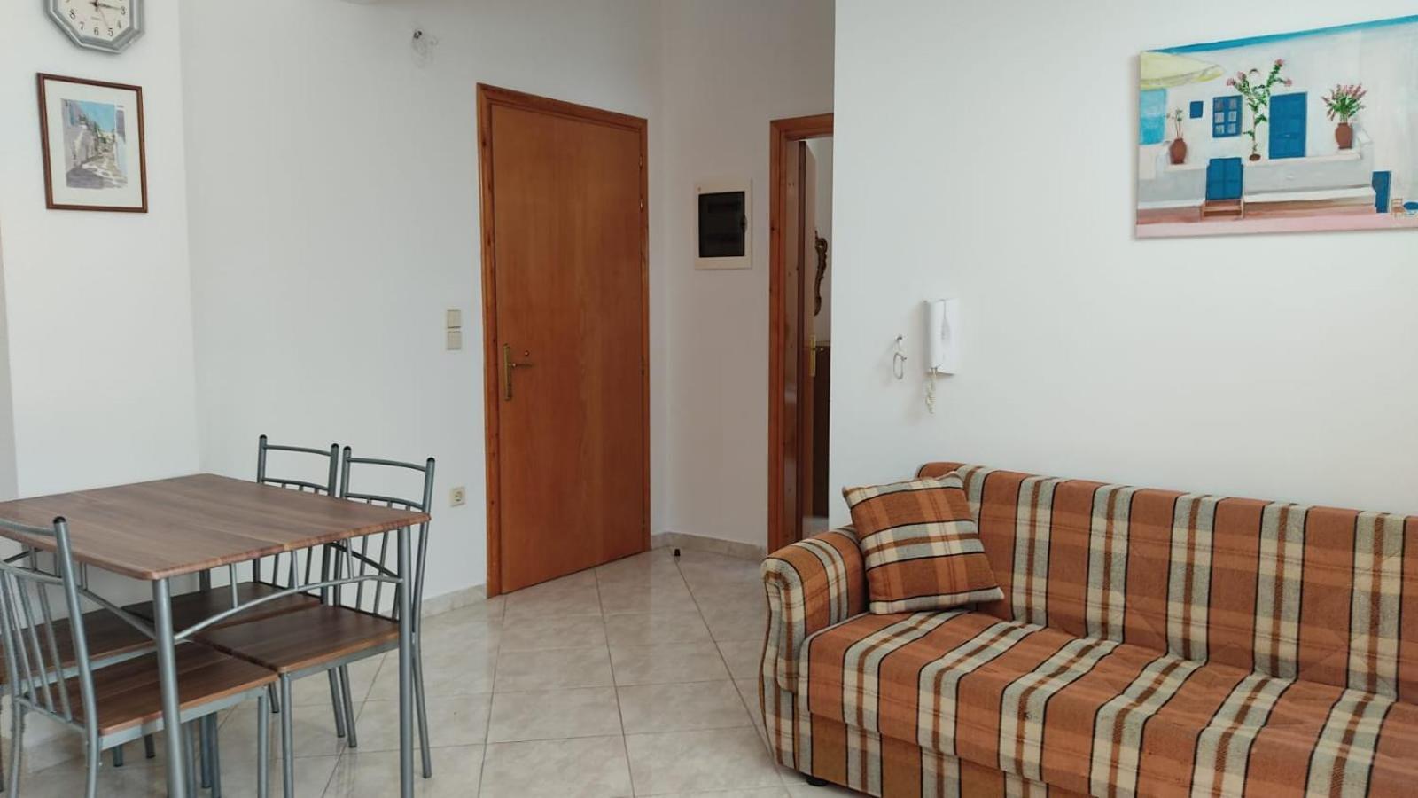 Antonios Apartments Archangelos  Rum bild